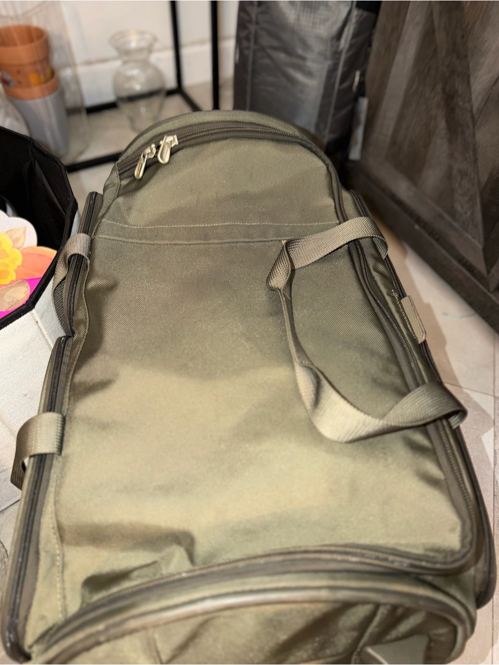 Briggs & Riley Baseline Large Two-Wheel Duffle Bag. - Picture 11 of 16
